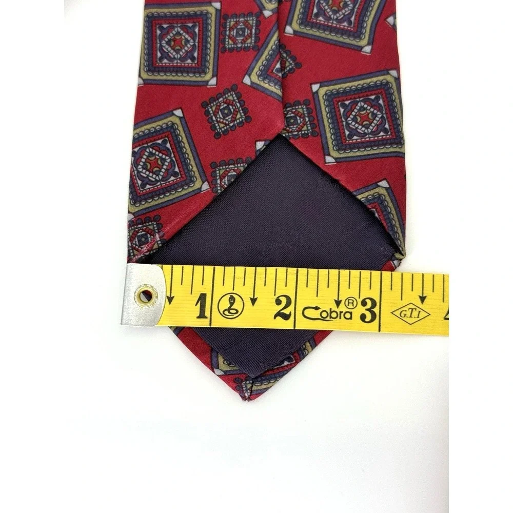VTG Austin Reed Regent Street Silk Tie Red Geometric Pattern‎ Made in Italy 57